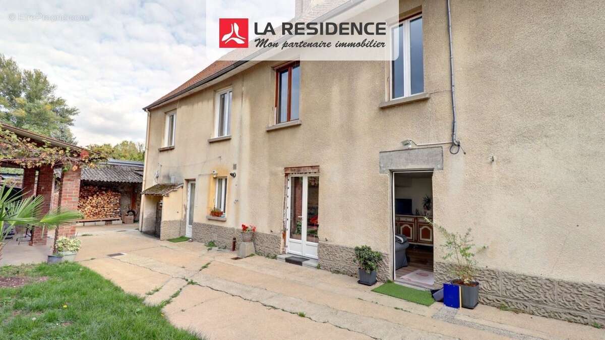 Maison 210 m² à Les Andelys  - photo 2