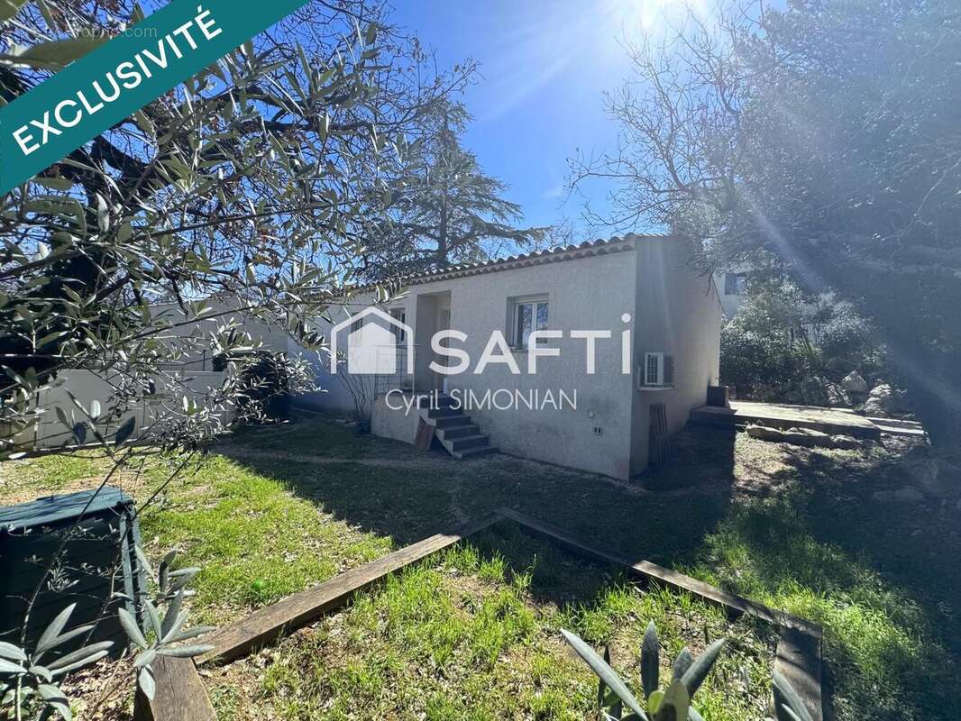 Photo 2 - Maison à SAINT-MAXIMIN-LA-SAINTE-BAUME