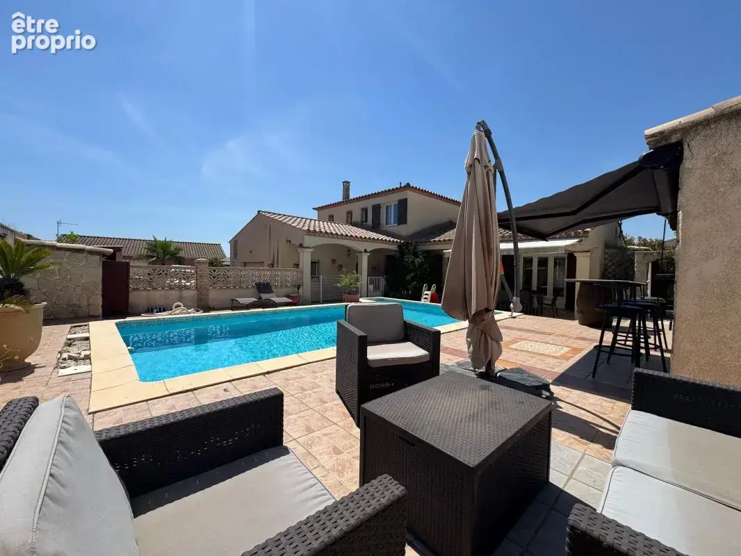 Maison avec piscine et grand terrain - Gigean - photo 17
