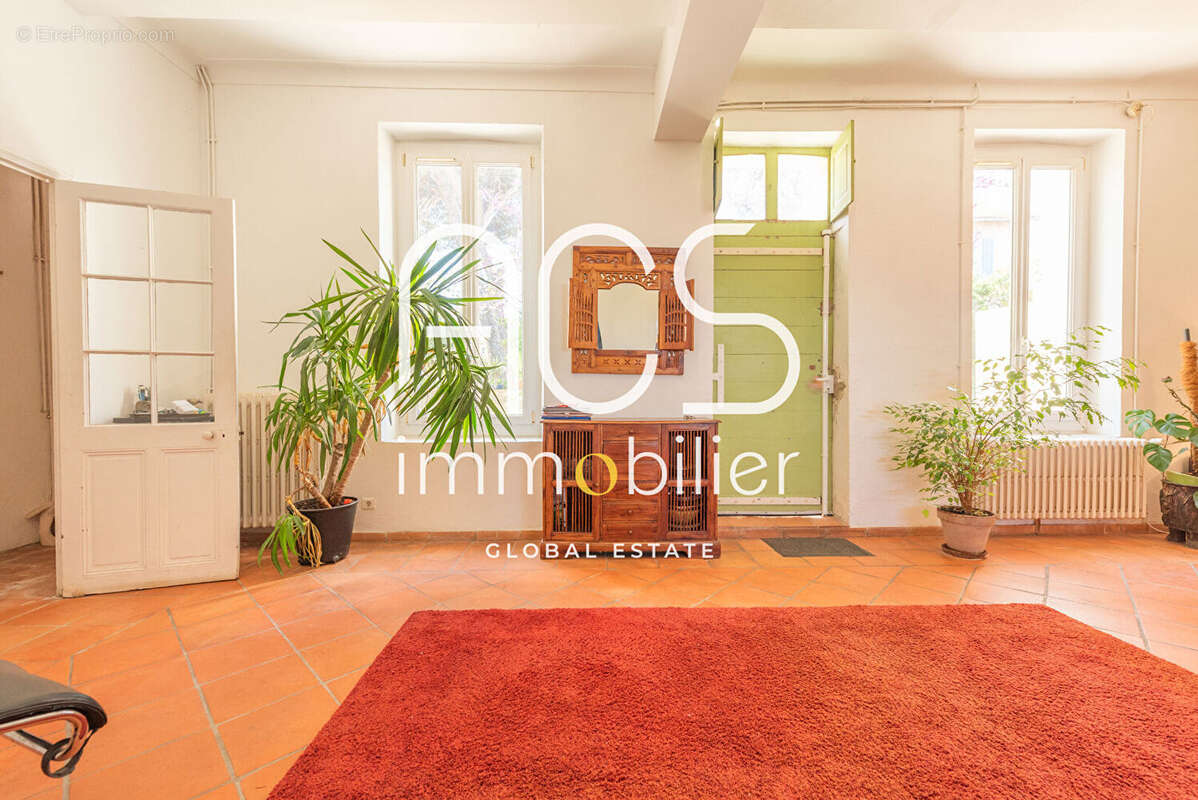 Maison à CHATEAUNEUF-LES-MARTIGUES