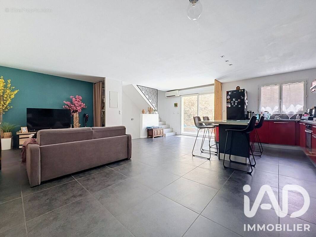 Photo 1 - Maison à VILLENEUVE-LES-BEZIERS