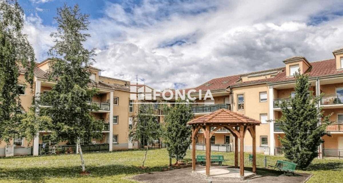 Appartement à ARS-SUR-MOSELLE