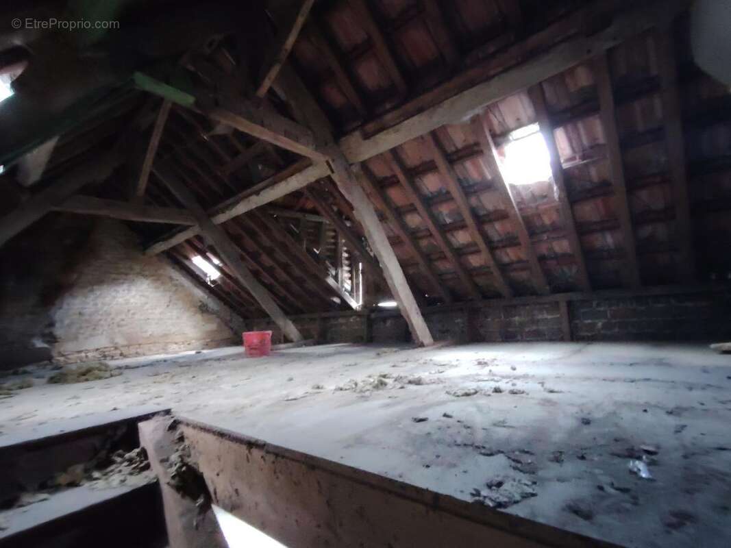Maison à MEZIDON-CANON