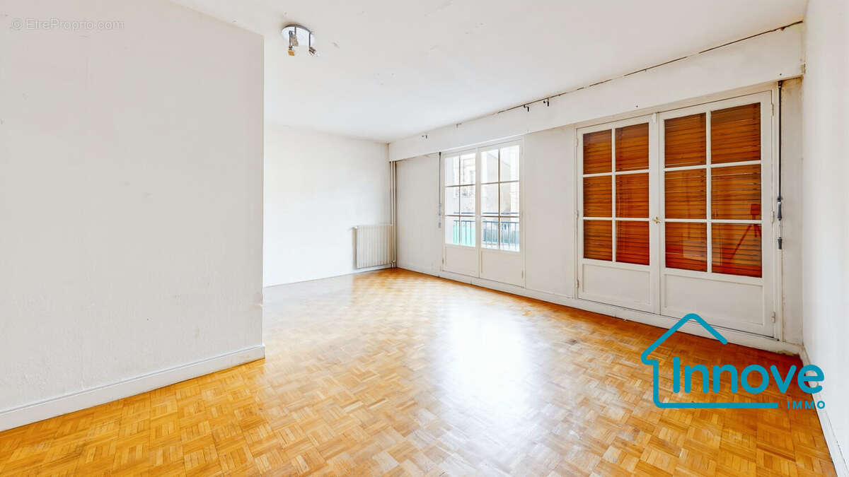 Appartement à VERSAILLES