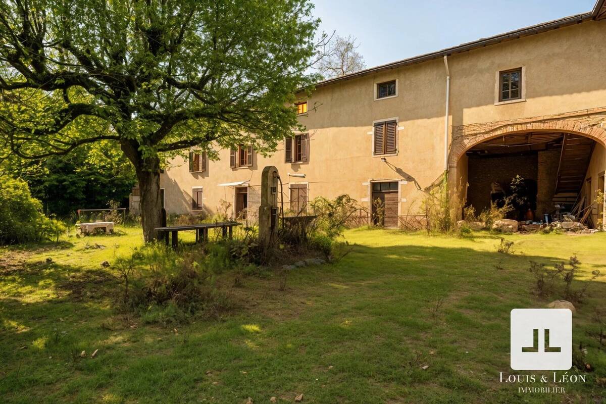 Appartement à JASSANS-RIOTTIER
