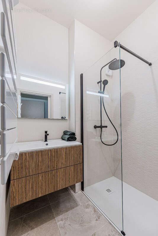 Appartement à AIX-LES-BAINS