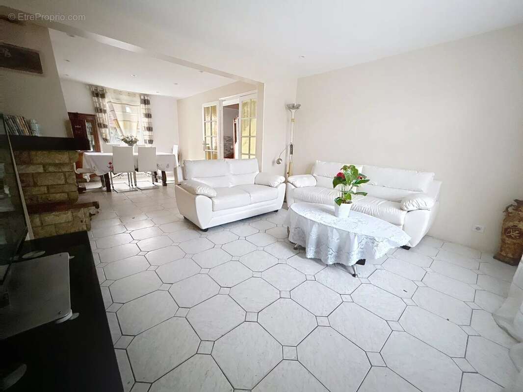 Maison à NOGENT-SUR-OISE