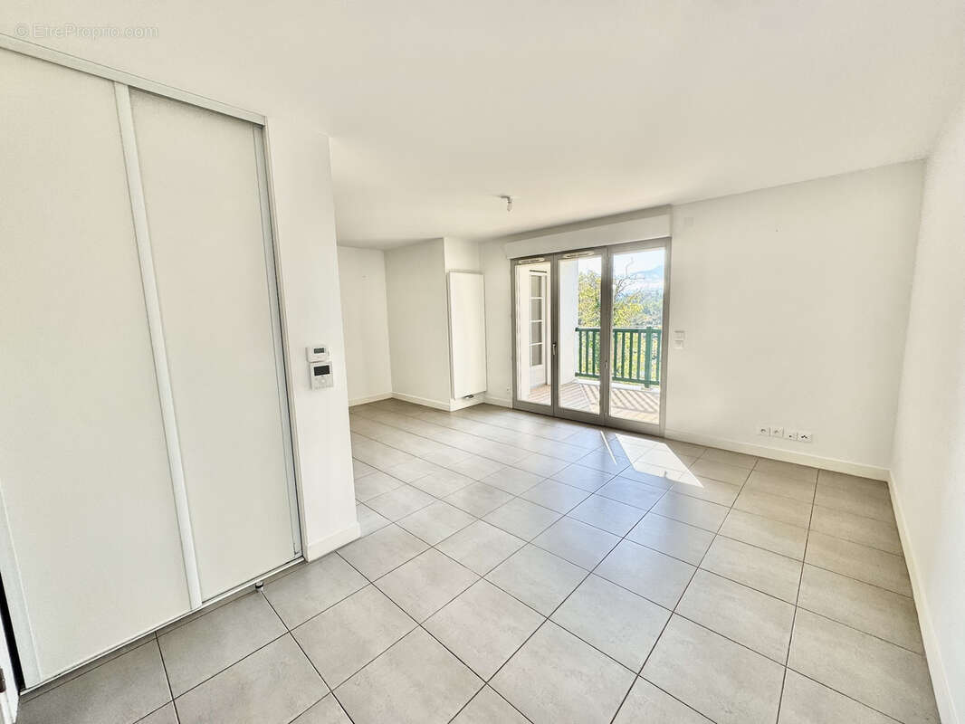 Appartement à URRUGNE