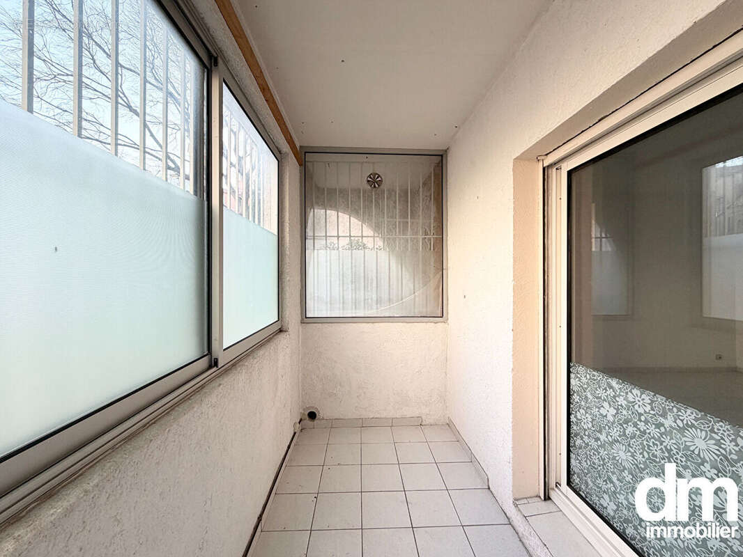Appartement type 4 d'une superficie de 80.70 m2 avec terrasse et loggia - photo 8