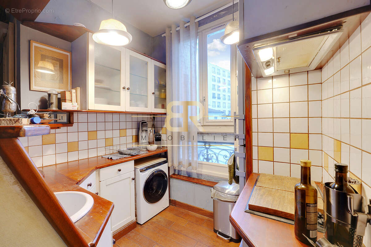 Appartement à PARIS-20E