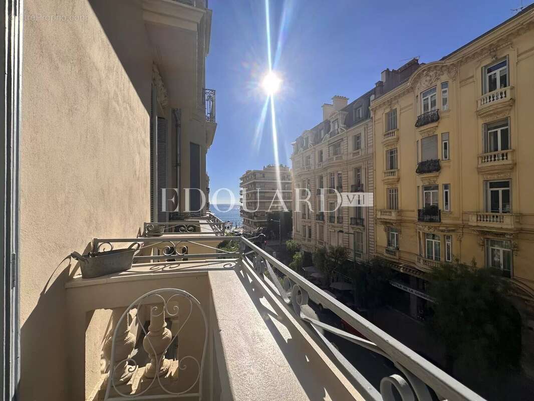 Appartement à MENTON