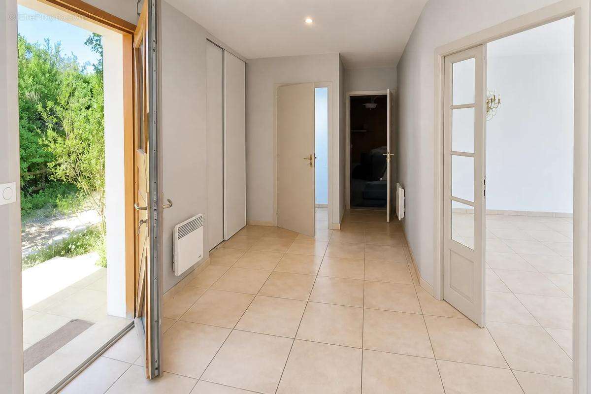 Maison de plain-pied avec fort potentiel - photo 7
