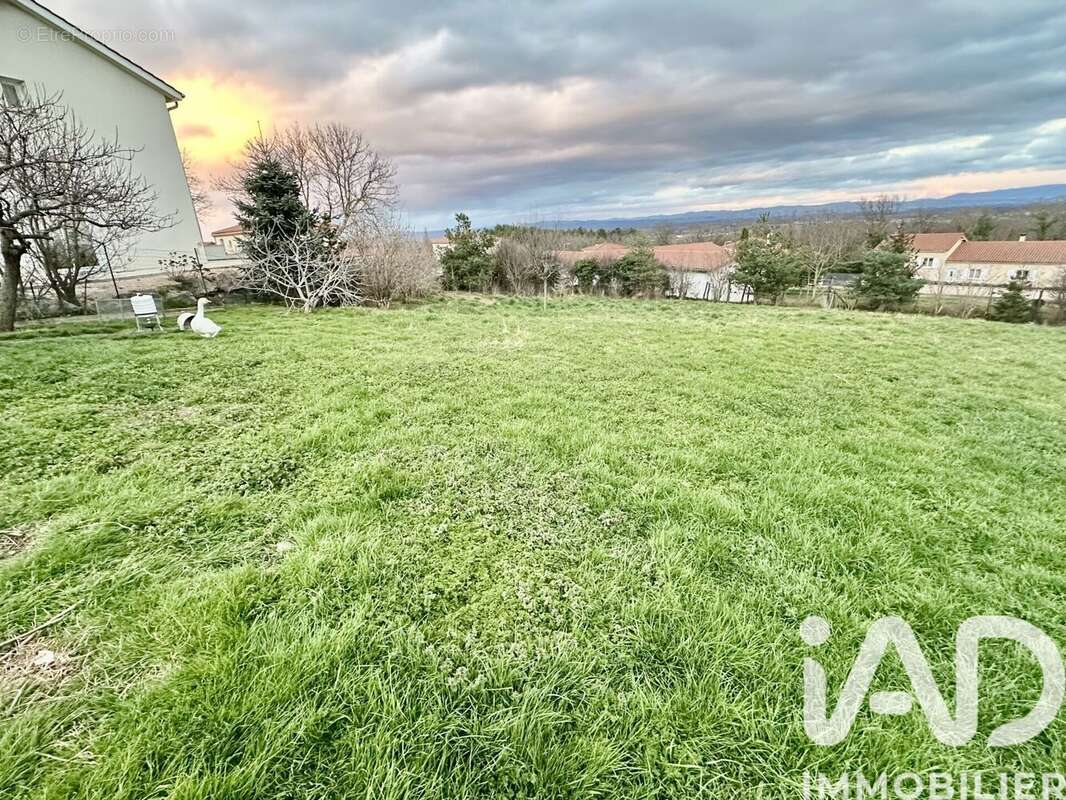 Photo 2 - Terrain à MONTBRISON