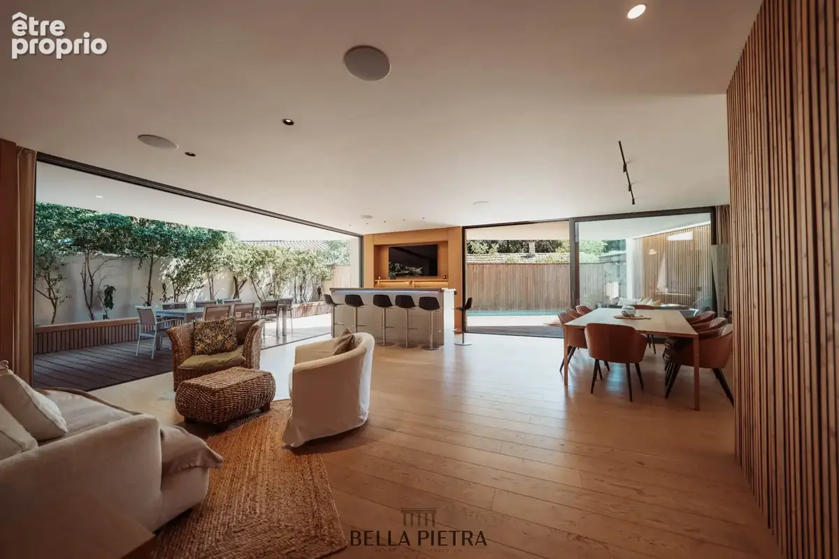 Maison 8 pièces 313 m² à vendre à Castelnau-Le-Lez (34170) - photo 2