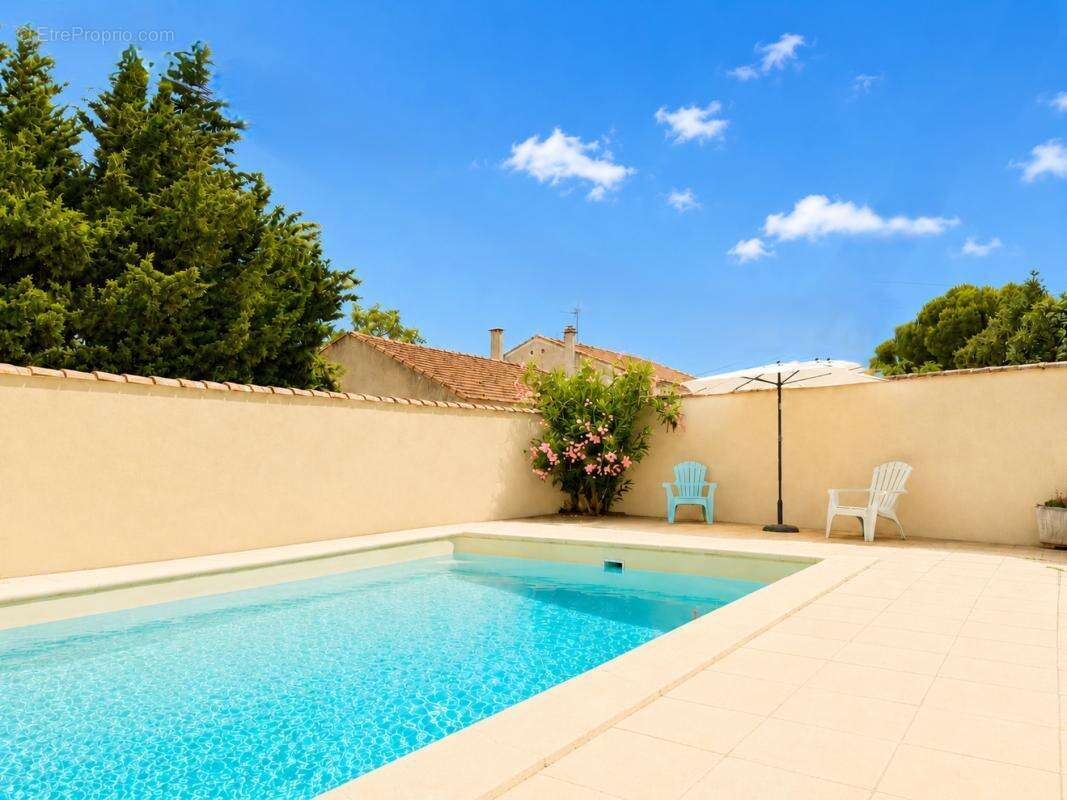 Maison 100 m² à Violes  - photo 11