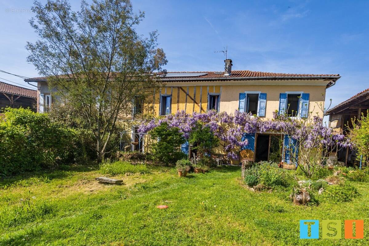Maison à LA BASTIDE-DU-SALAT