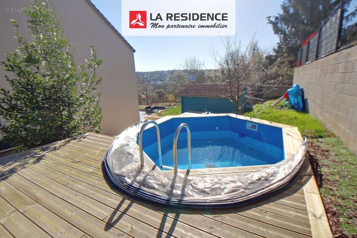 Maison 95 m² à Mantes-La-Ville  - photo 4