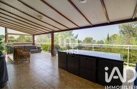 Photo 1 - Terrain à FREJUS