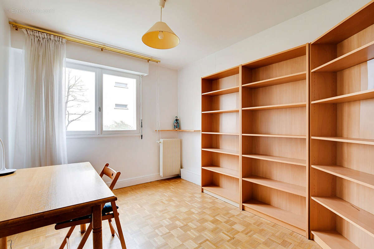 Maison à PARIS-19E