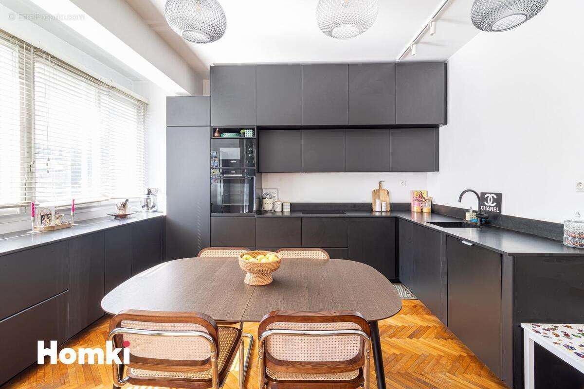 Appartement à MARSEILLE-8E