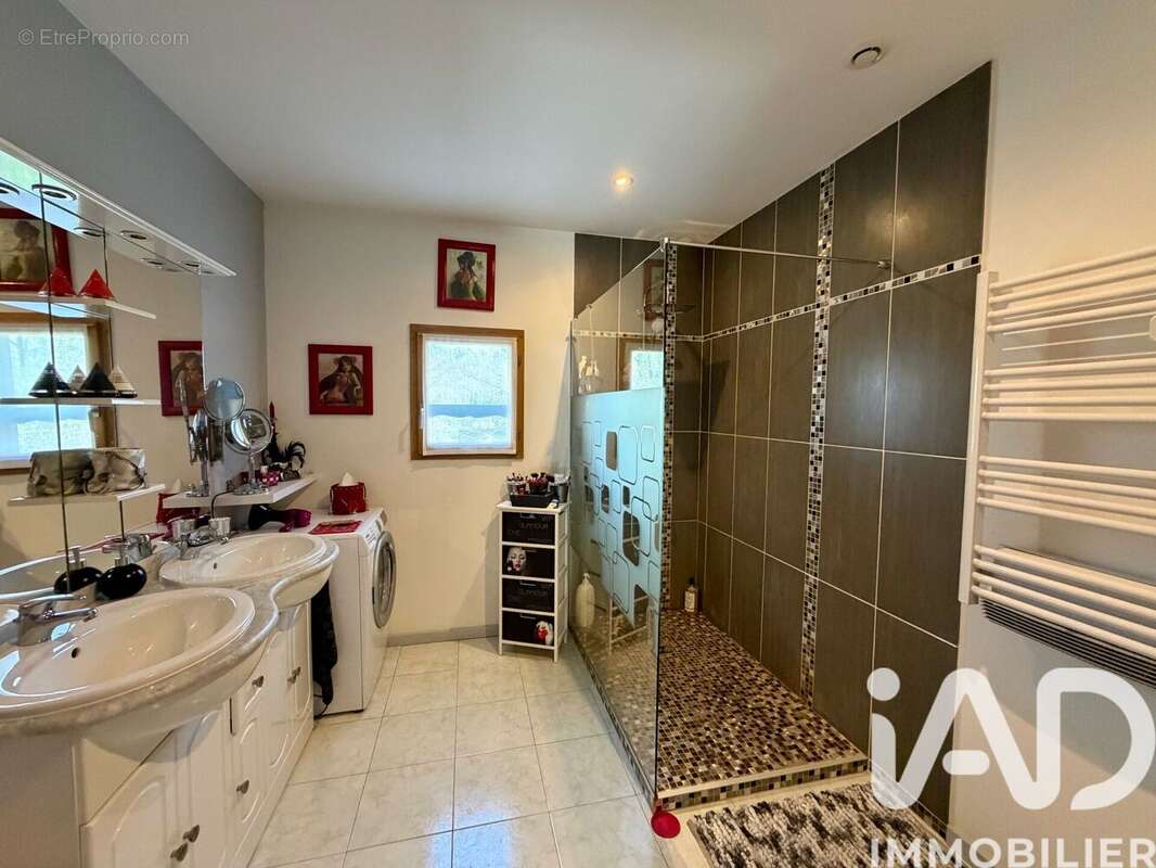 Photo 7 - Maison à QUINCAY