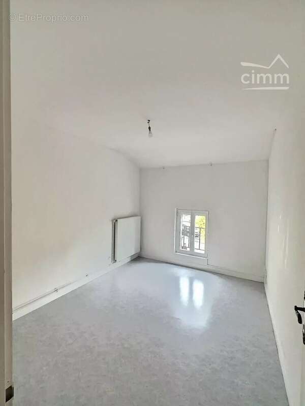 Appartement à REVIGNY-SUR-ORNAIN