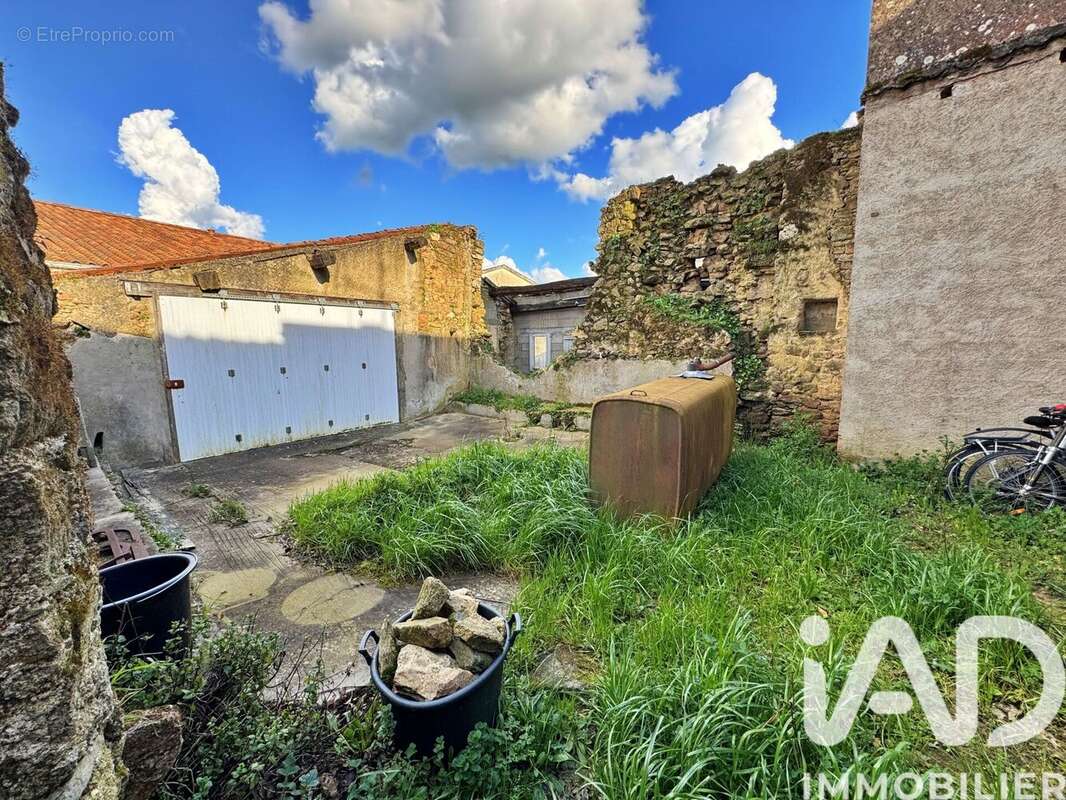 Photo 4 - Maison à MONTAIGU