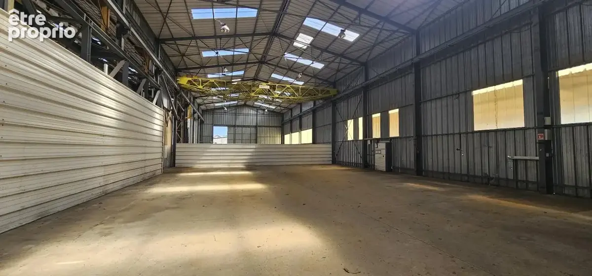 Entrepôts et Bureaux - photo 18