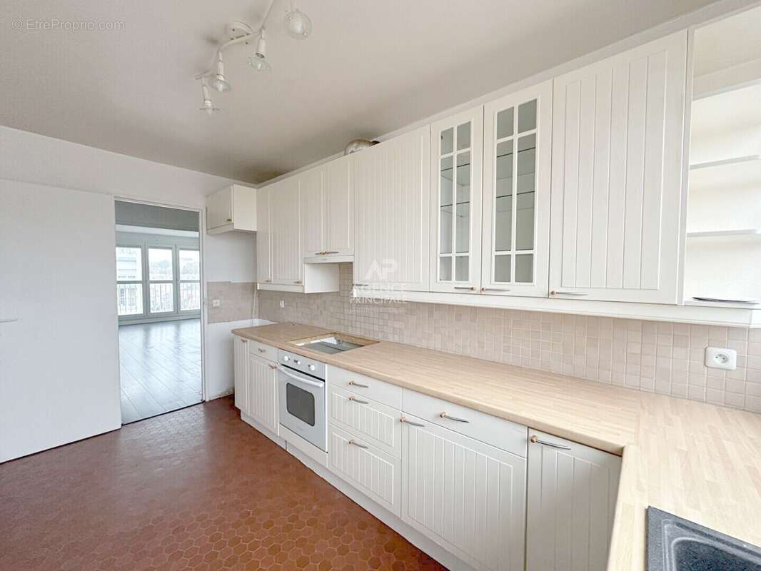 Appartement à CHAVILLE