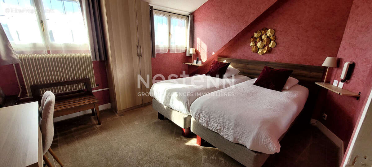 Commerce à MONT-PRES-CHAMBORD