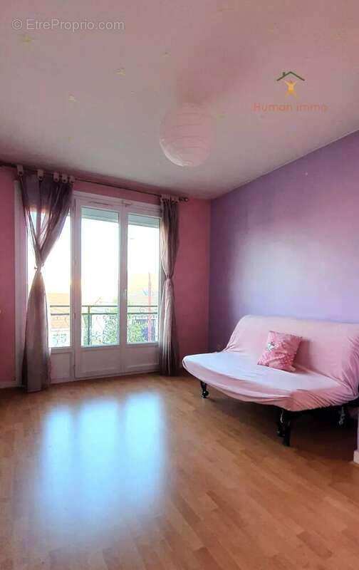 Maison à FRESNES