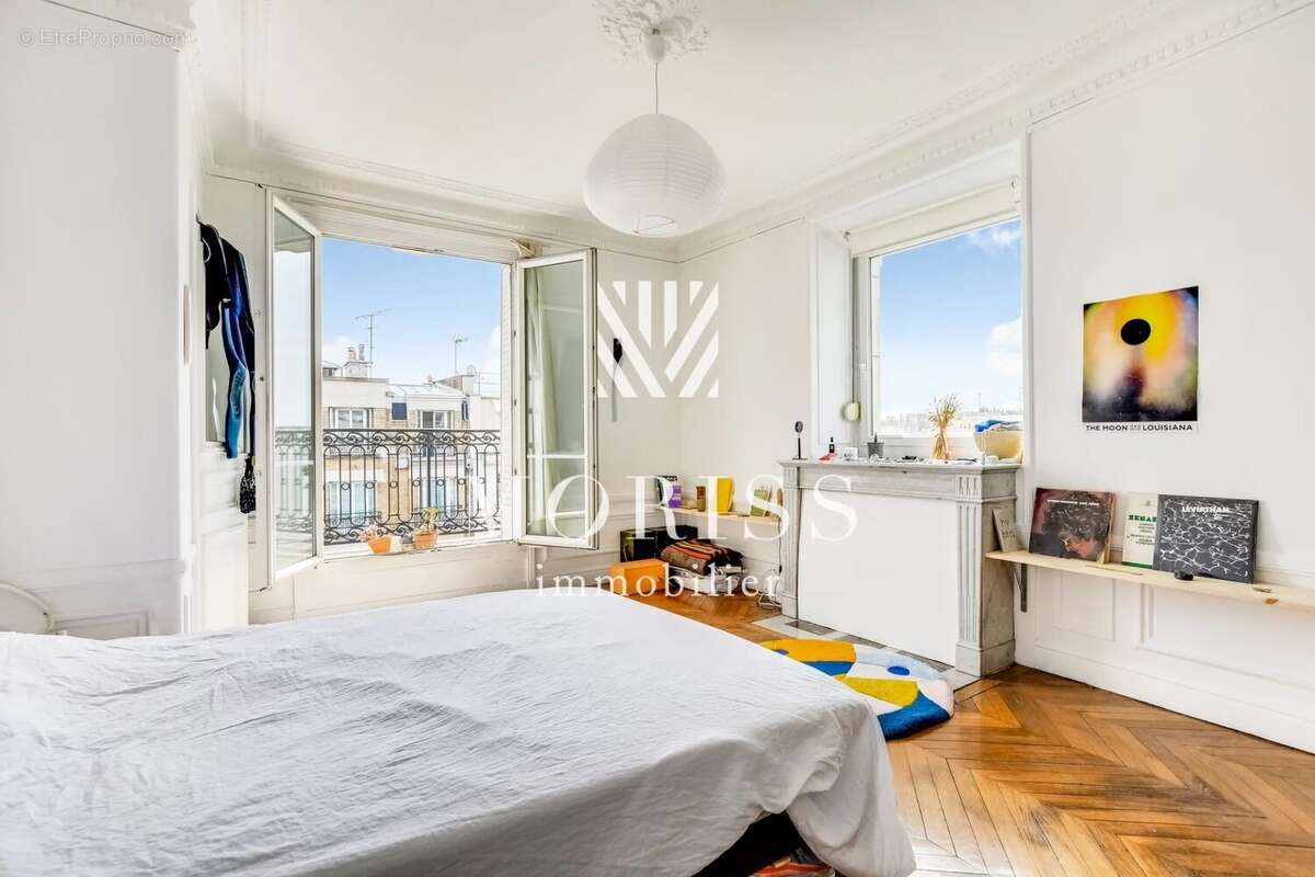 Appartement à PARIS-18E