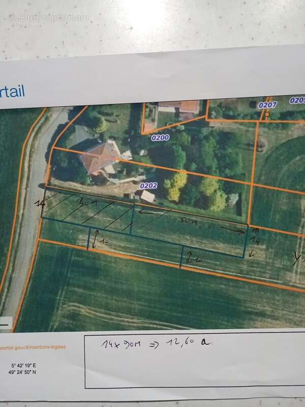 Terrain à PIERREPONT