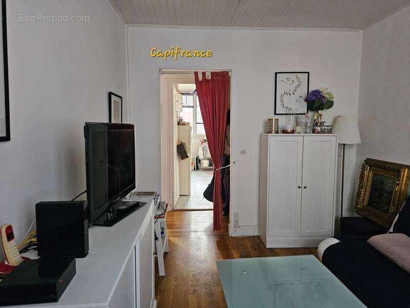 Bel appartement T2 Centre Gare à AULNAY SOUS BOIS (93) - photo 3