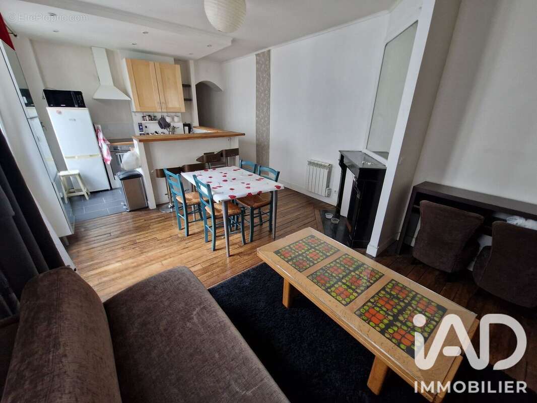Appartement 68 m² à Paris-15e  - photo 2