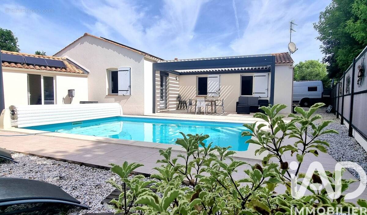 Photo 1 - Maison à CHALLANS