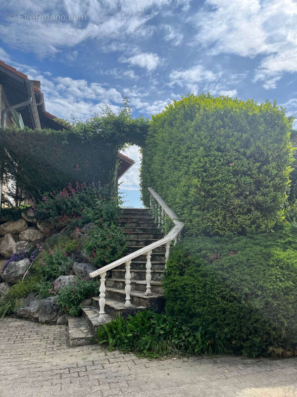Maison à FONTAINE