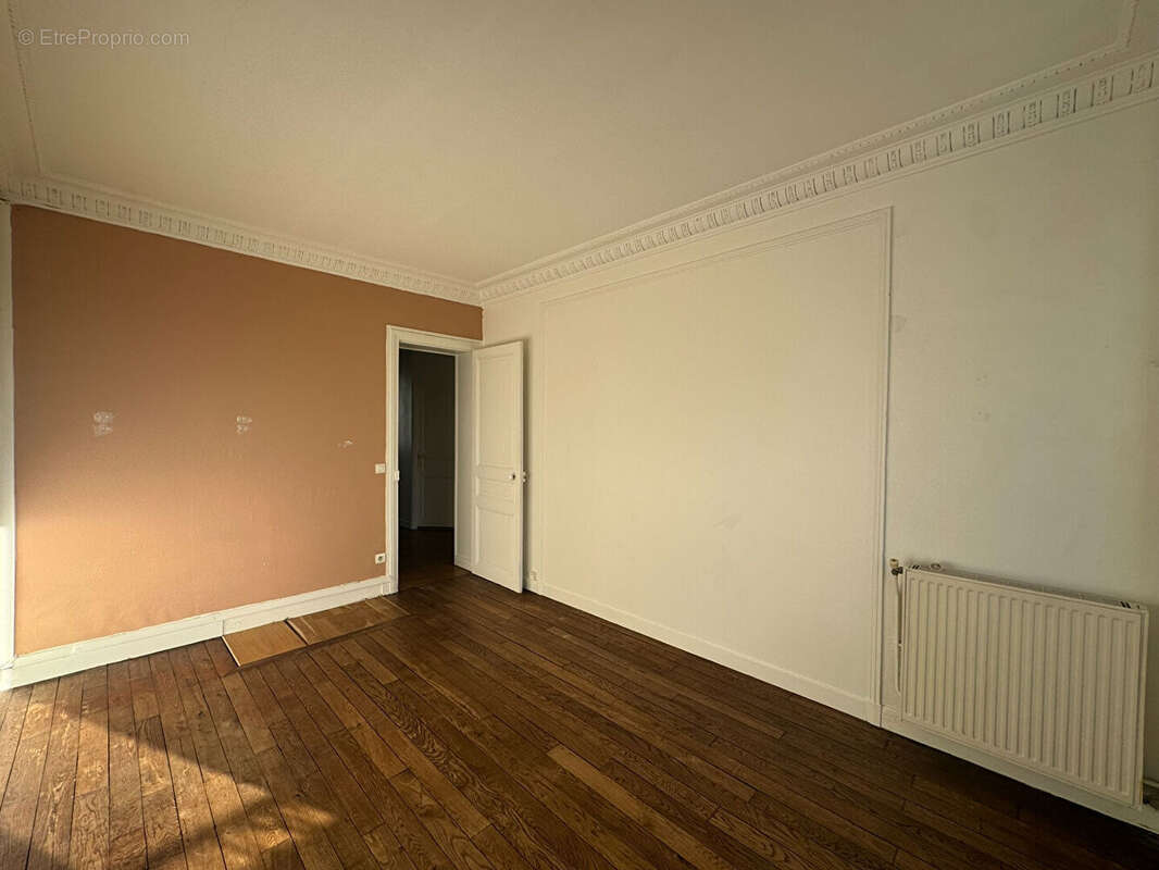 Appartement à AUBERVILLIERS