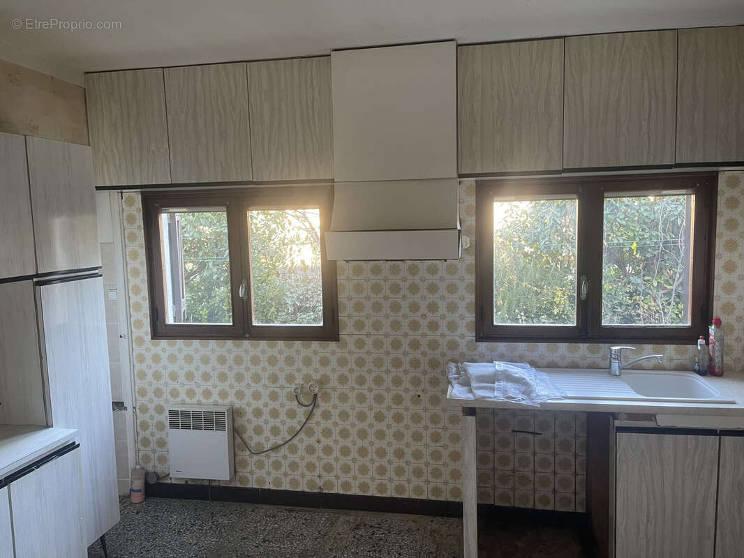 Appartement à LA PENNE-SUR-HUVEAUNE