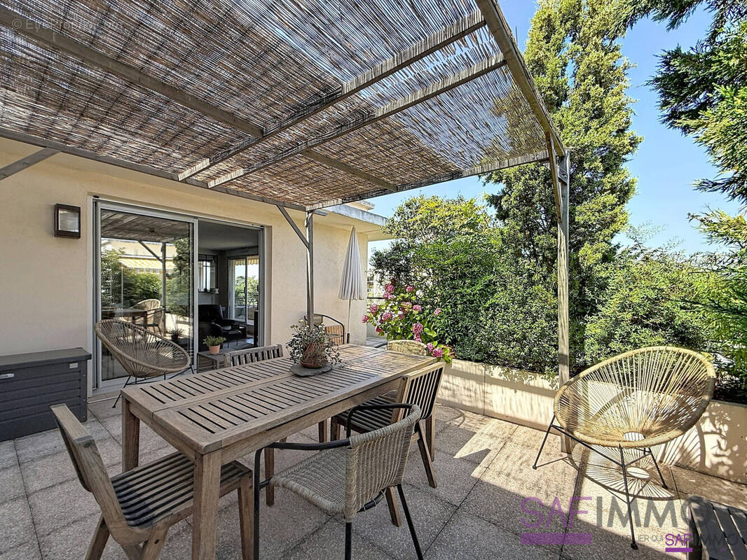 Appartement à SAINTE-FOY-LES-LYON
