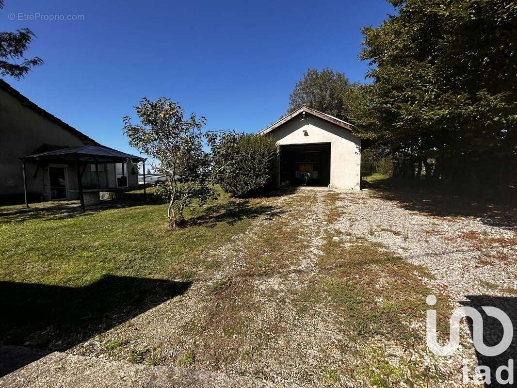 Photo 3 - Maison à BOUVESSE-QUIRIEU