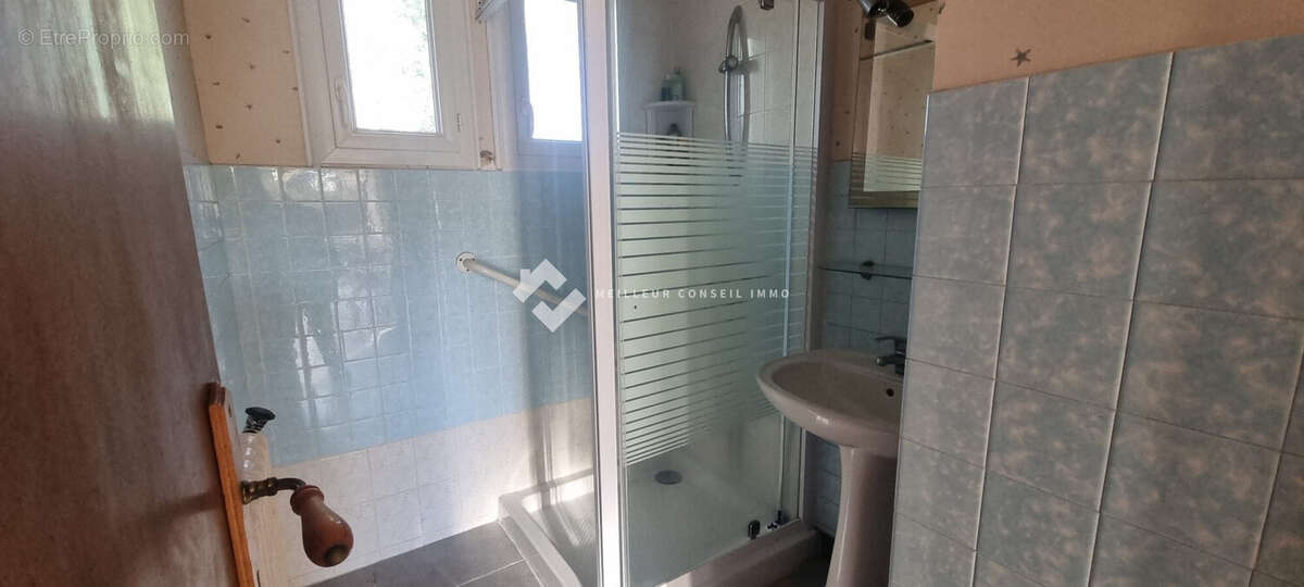 Maison 97 m² à Le Vieux-Marche  - photo 6