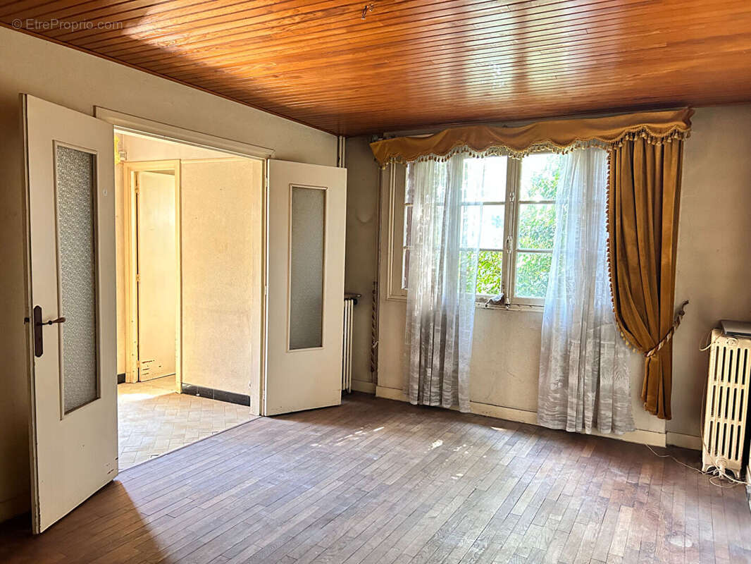 Maison Aulnay Sous Bois 3 pièce(s) 66.52 m2 - photo 2