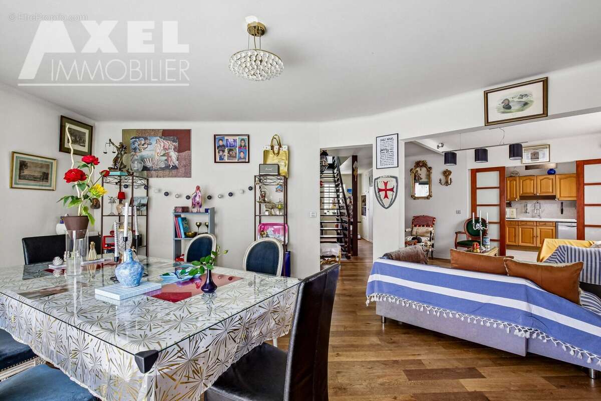 Maison à BOIS-D'ARCY