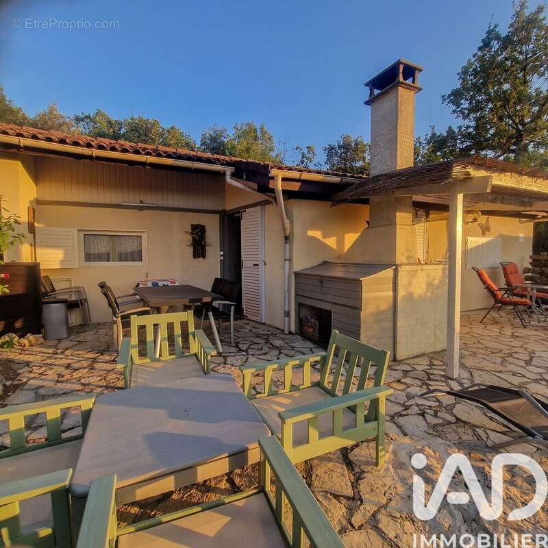 Photo 3 - Maison à MEJANNES-LE-CLAP