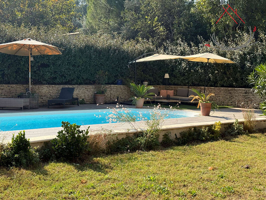 Nouveaute à robion  villa avec piscine sur beau terrain - photo 17