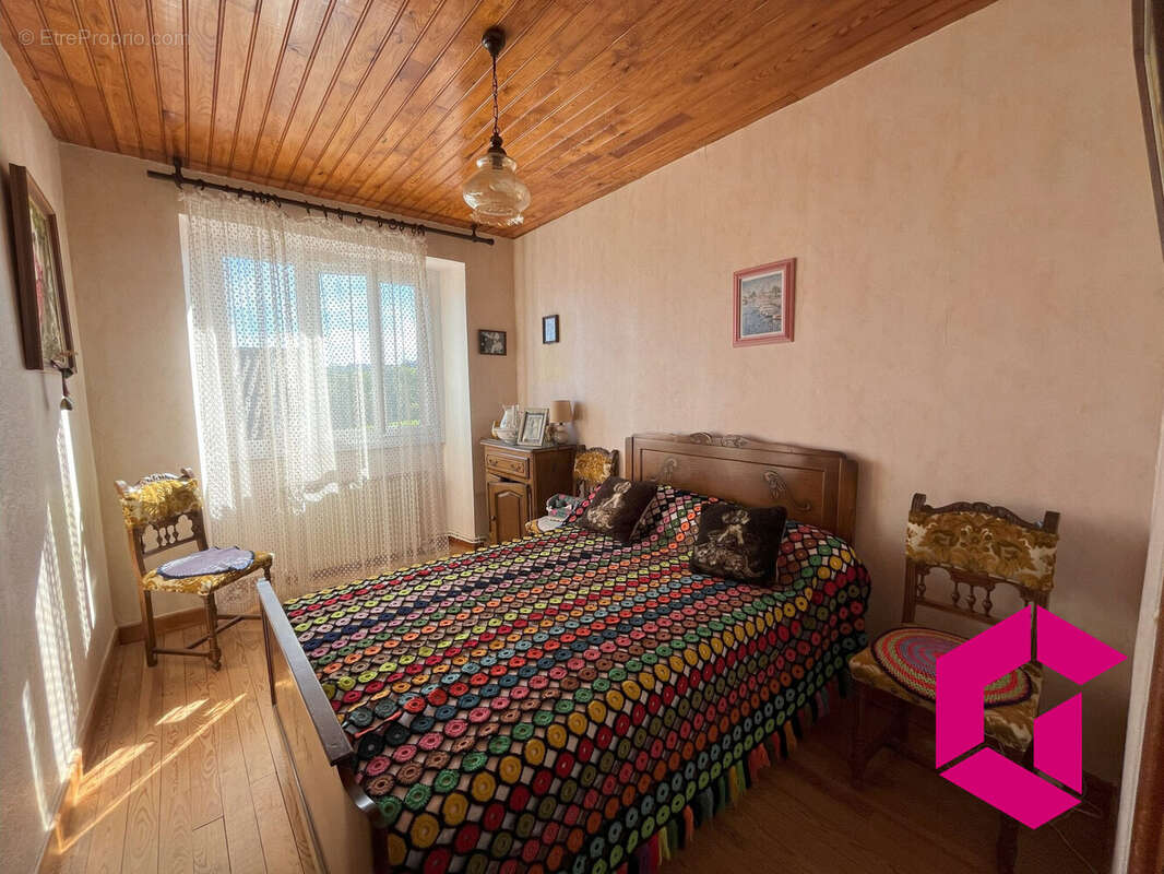 Maison à CHAMPETIERES