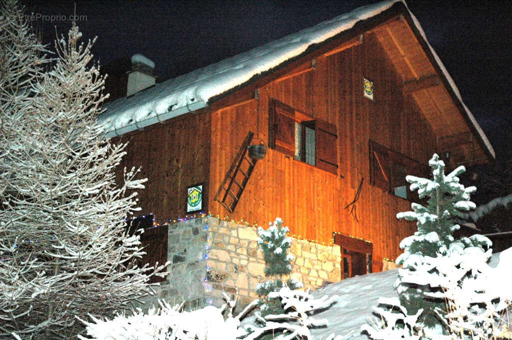 Appartement à LE CHATEL