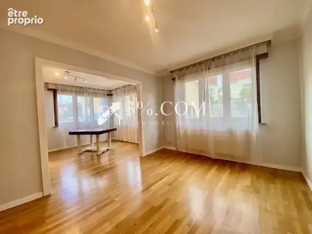 3%.COM Grande maison - 5 chambres avec jardin et dépendance - photo 6