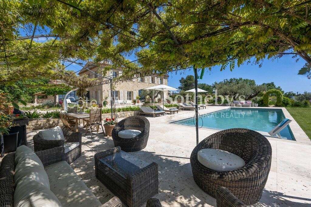 Bastide avec vue panoramique, proche du golf de Terre Blanche, Tourrettes, Provence - photo 6